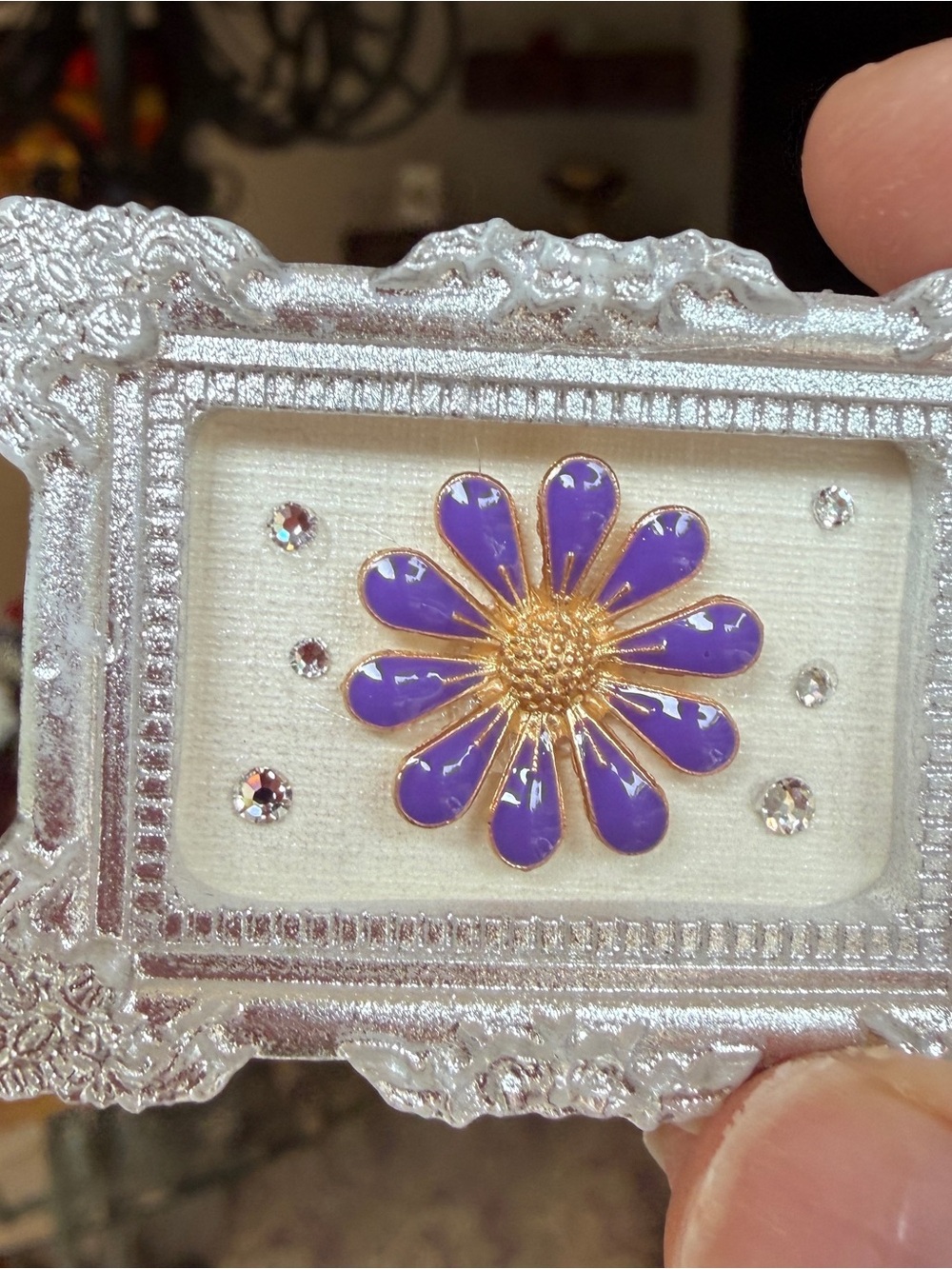 Set of 3 Mini Framed Flower Magnets with Easels - Picture 4 of 11